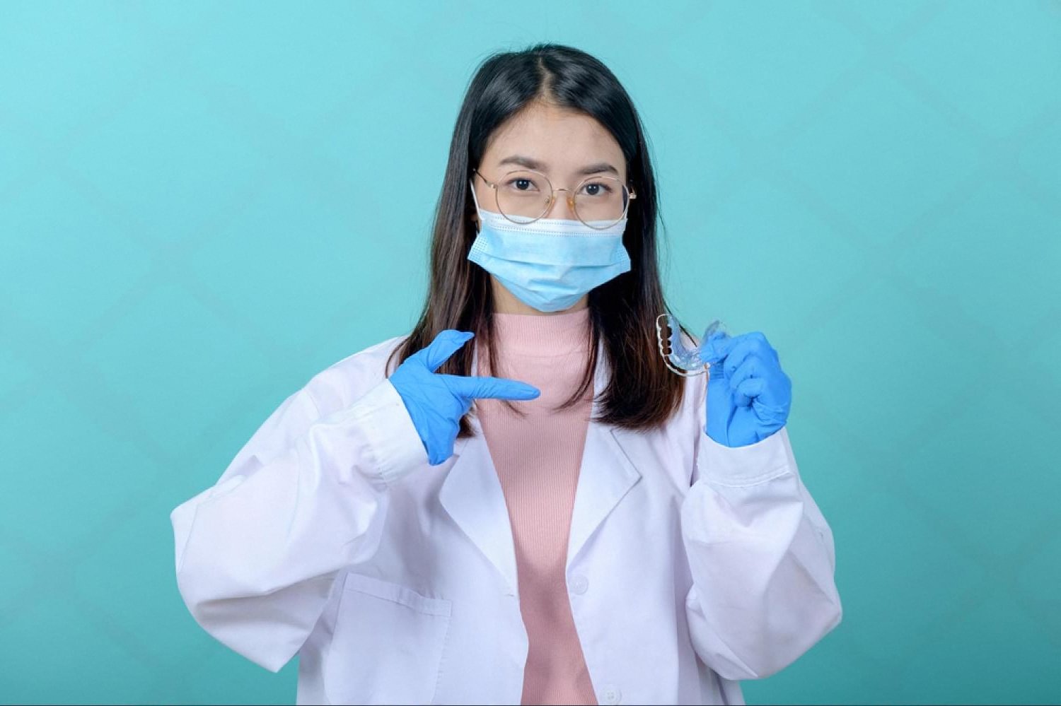 What Foods Can You Eat (and Avoid) While Wearing Braces?